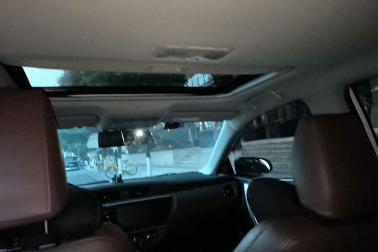 Used Toyota Levin 2018 185T CVT Luxury Edition Headliner
