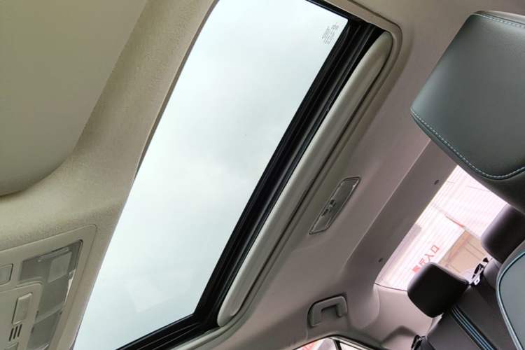 Used Toyota Levin 2018 185T CVT Luxury Edition China V Standard Headliner