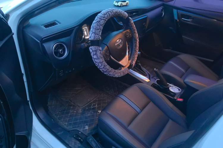 Used Toyota Levin 2018 185T CVT Prestige Version China VI Standard Interior 1