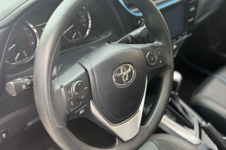 Used Toyota Levin 2018 185T CVT Luxury Edition China V Standard Interior 1