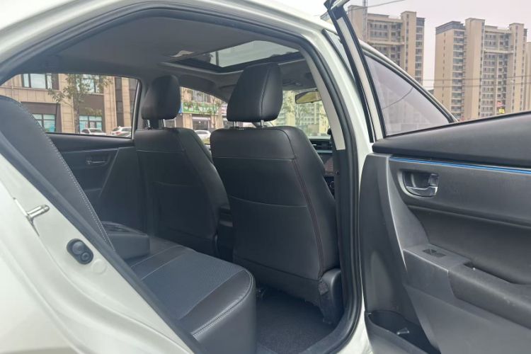 Used Toyota Levin 2018 185T CVT Luxury Edition China V Standard Interior 3
