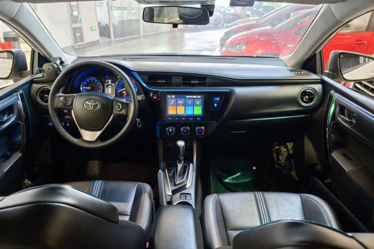 Used Toyota Levin 2018 185T CVT Luxury Edition China V Standard Interior 3