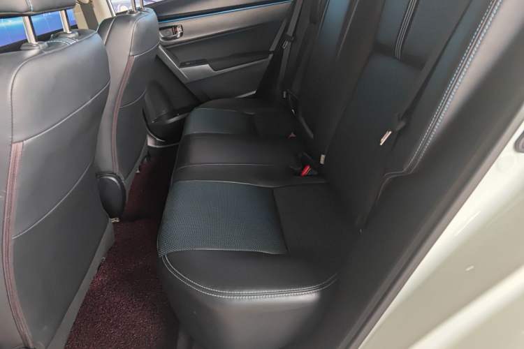 Used Toyota Levin 2018 185T CVT Luxury Edition China V Standard Interior 4