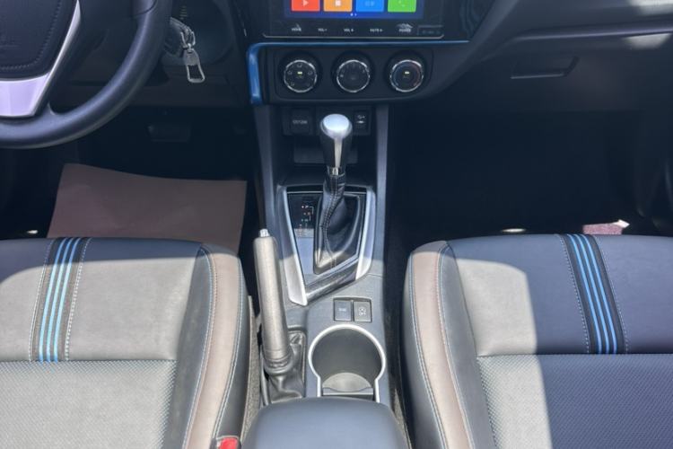 Used Toyota Levin 2018 185T CVT Luxury Edition China V Standard Interior 5