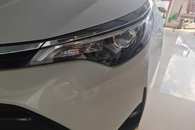 Used Toyota Levin 2018 185T CVT Luxury Edition China V Standard Left Front Headlight