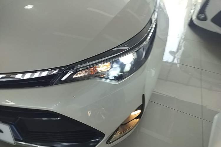 Used Toyota Levin 2018 185T CVT Luxury Edition China V Standard Left Front Headlight