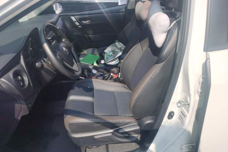 Used Toyota Levin 2018 Dual-Engine 1.8H GS-V E-CVT Prestige Version China V Standard Left Front Seat