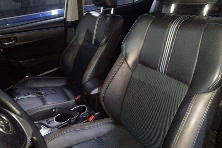 Used Toyota Levin 2018 185T CVT Prestige Version China VI Standard Left Front Seat
