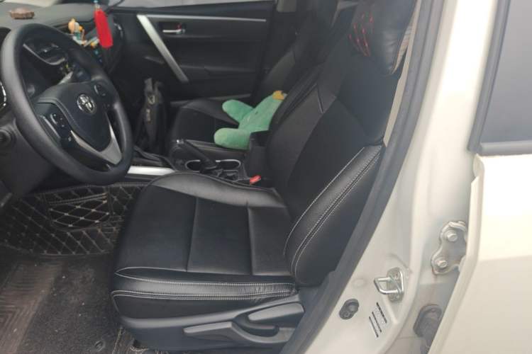 Used Toyota Levin 2018 185T CVT Luxury Edition Left Front Seat