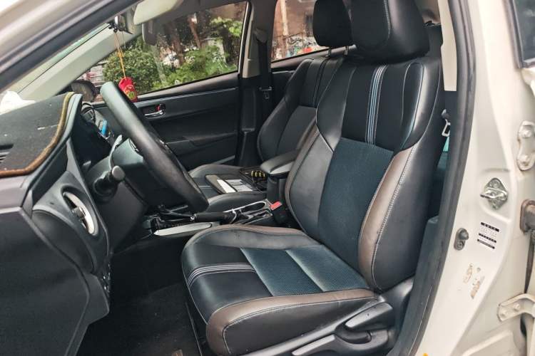 Used Toyota Levin 2018 185T CVT Prestige Version China VI Standard Left Front Seat