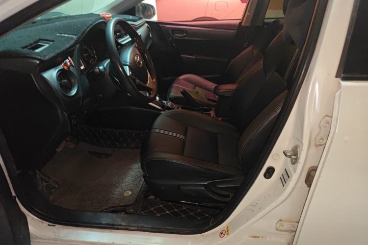 Used Toyota Levin 2018 Dual-Engine 1.8H GS-V E-CVT Prestige Version China V Standard Left Front Seat