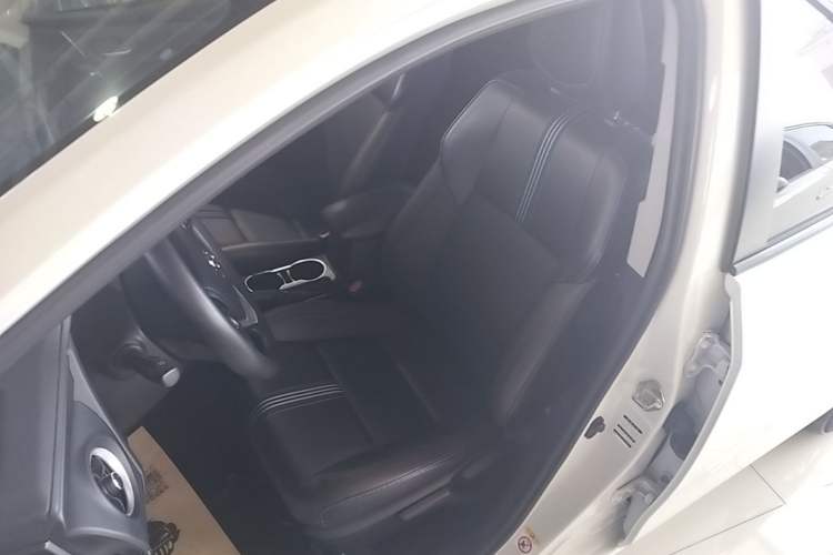Used Toyota Levin 2018 185T CVT Luxury Edition China V Standard Left Front Seat