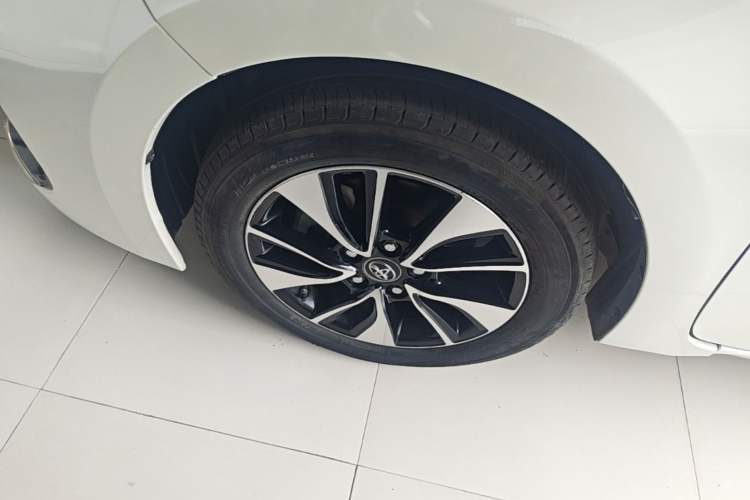 Used Toyota Levin 2018 185T CVT Luxury Edition China V Standard Left Front Wheel Hub