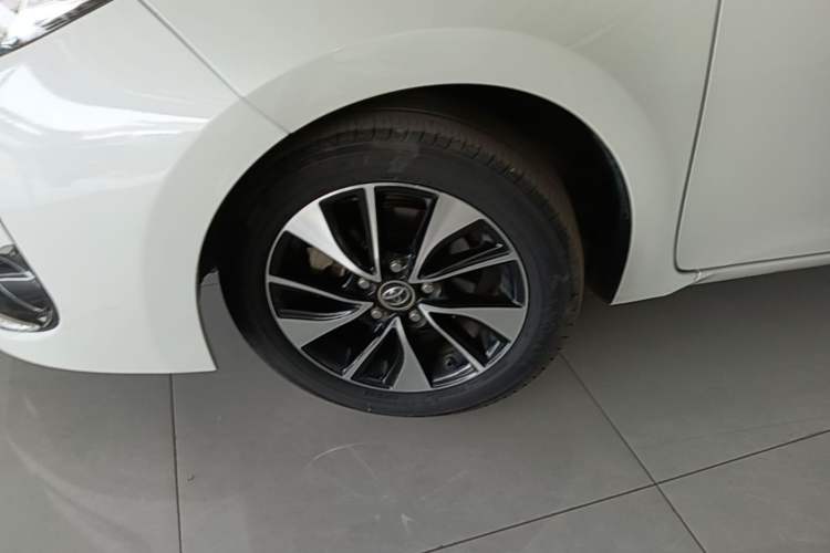 Used Toyota Levin 2018 185T CVT Luxury Edition China V Standard Left Front Wheel Hub