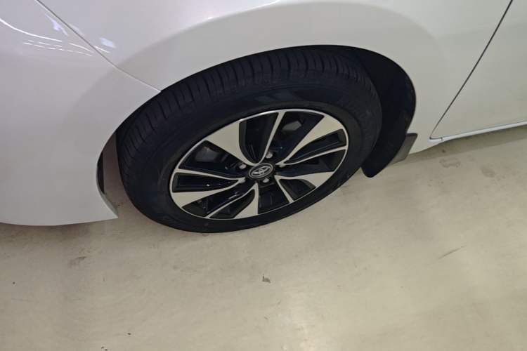 Used Toyota Levin 2018 185T CVT Luxury Edition China V Standard Left Front Wheel Hub