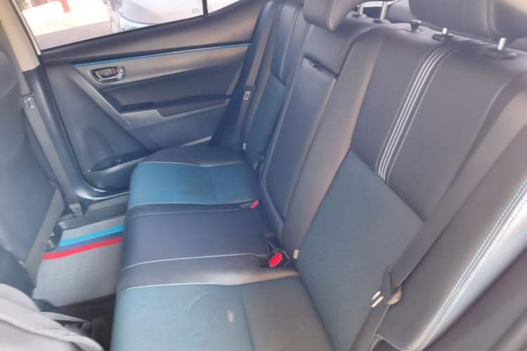 Used Toyota Levin 2018 185T CVT Luxury Edition China V Standard Left Rear Seat