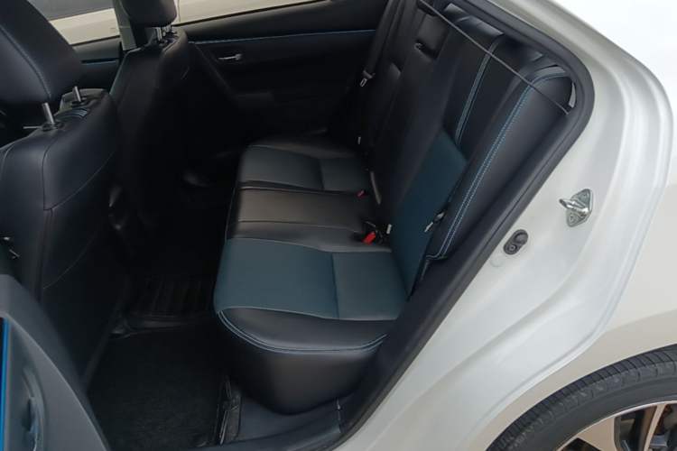 Used Toyota Levin 2018 185T CVT Luxury Edition China V Standard Left Rear Seat