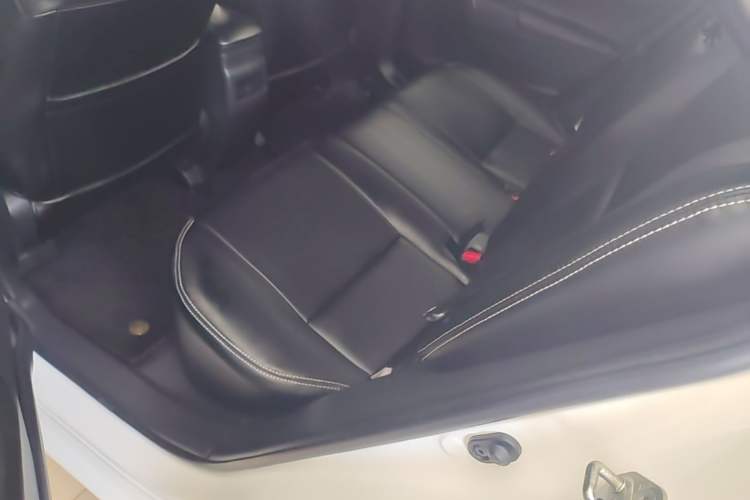 Used Toyota Levin 2018 185T CVT Prestige Version China VI Standard Left Rear Seat