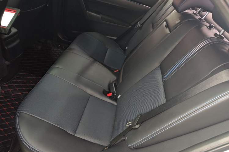 Used Toyota Levin 2018 185T CVT Luxury Edition China V Standard Left Rear Seat