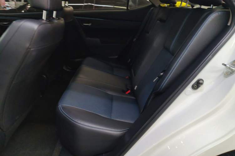 Used Toyota Levin 2018 185T CVT Luxury Edition China V Standard Left Rear Seat