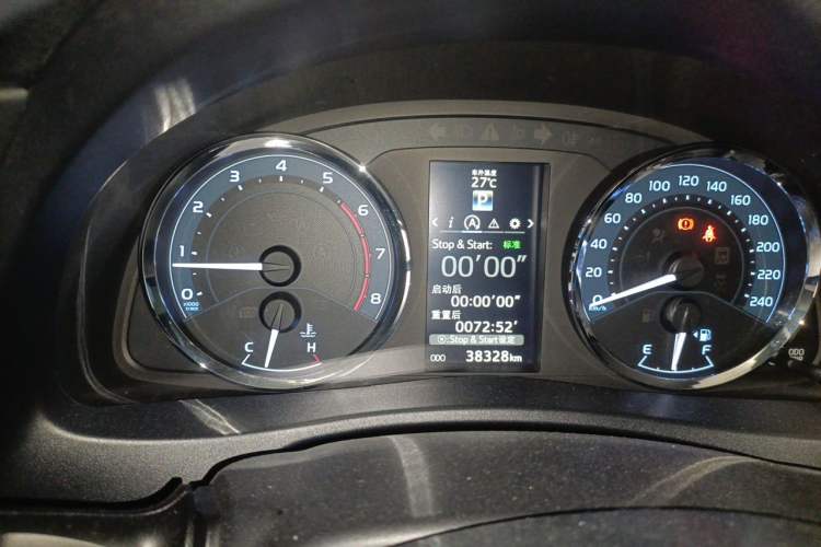 Used Toyota Levin 2018 185T CVT Luxury Edition China V Standard Odometer Close Up
