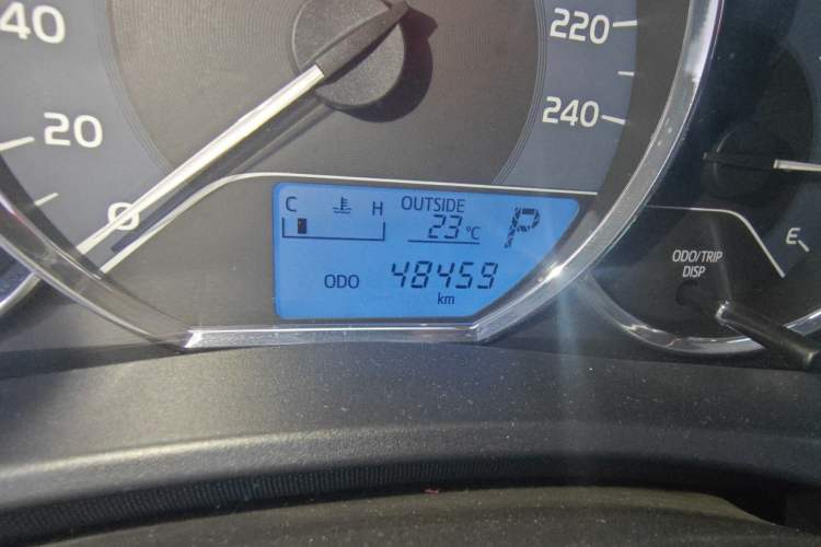 Used Toyota Levin 2018 185T CVT Luxury Edition Odometer Close Up