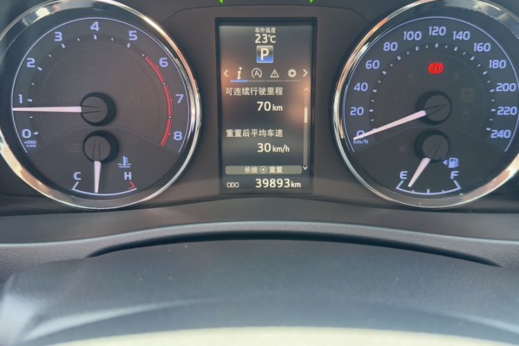 Used Toyota Levin 2018 185T CVT Luxury Edition China V Standard Odometer Close Up