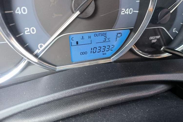 Used Toyota Levin 2018 185T CVT Luxury Edition Odometer Close Up