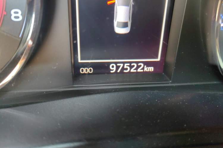 Used Toyota Levin 2018 185T CVT Prestige Version China VI Standard Odometer Close Up