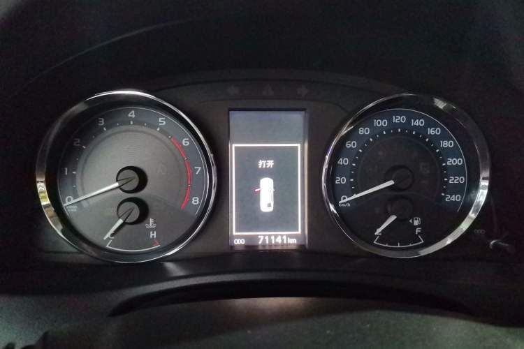 Used Toyota Levin 2018 185T CVT Luxury Edition China V Standard Odometer Close Up