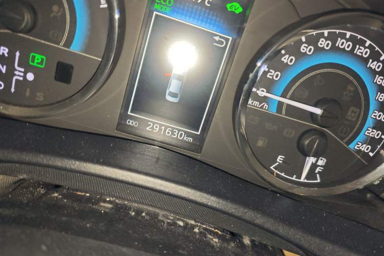 Used Toyota Levin 2018 Dual-Engine 1.8H GS-V E-CVT Prestige Version China V Standard Odometer Close Up