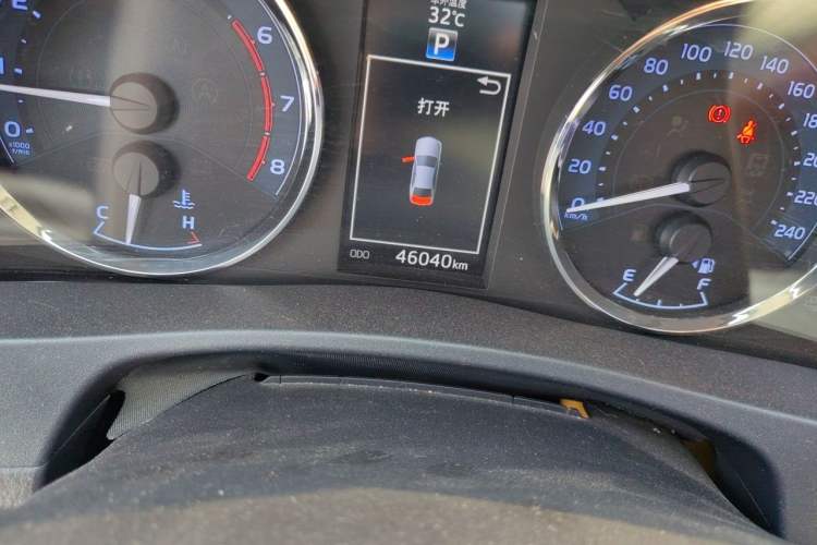 Used Toyota Levin 2018 185T CVT Luxury Edition China V Standard Odometer Close Up