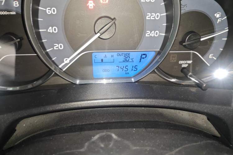 Used Toyota Levin 2018 185T CVT Luxury Edition Odometer Close Up