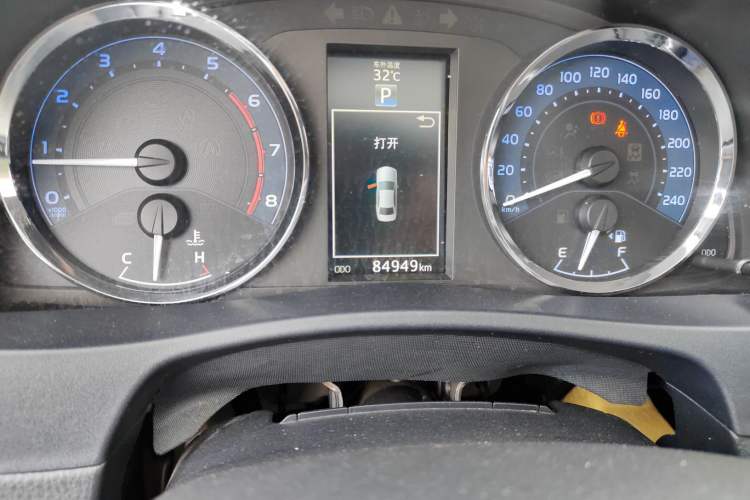 Used Toyota Levin 2018 185T CVT Luxury Edition China V Standard Odometer Close Up