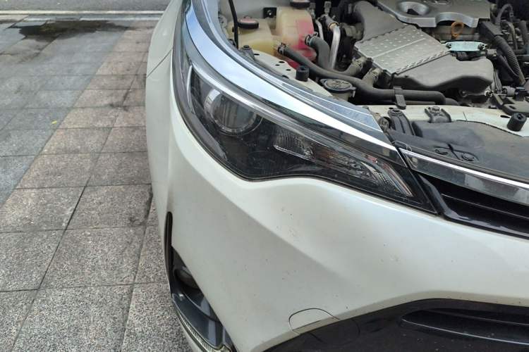 Used Toyota Levin 2018 185T CVT Luxury Edition China V Standard Right Front Headlight