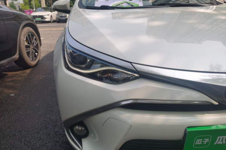 Used Toyota Levin 2018 Dual-Engine 1.8H GS-V E-CVT Prestige Version China V Standard Right Front Headlight