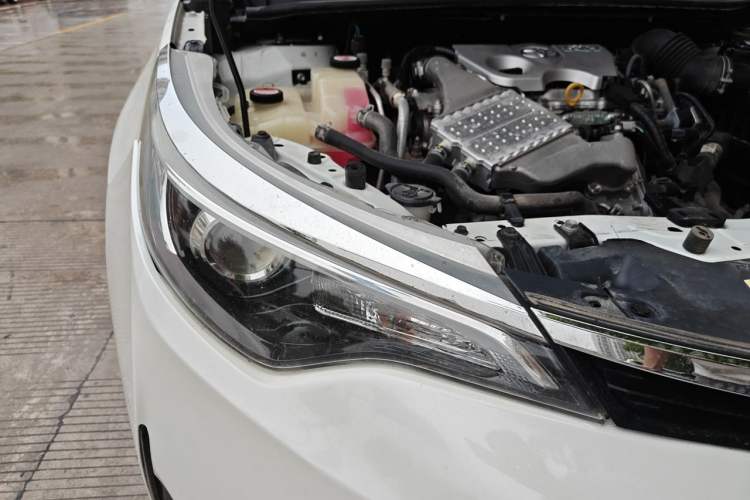 Used Toyota Levin 2018 185T CVT Luxury Edition China V Standard Right Front Headlight