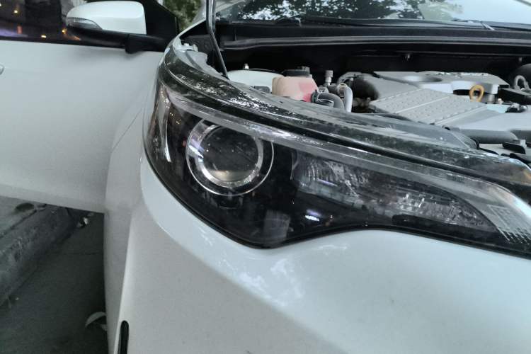 Used Toyota Levin 2018 185T CVT Luxury Edition Right Front Headlight