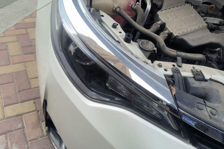 Used Toyota Levin 2018 185T CVT Prestige Version China VI Standard Right Front Headlight