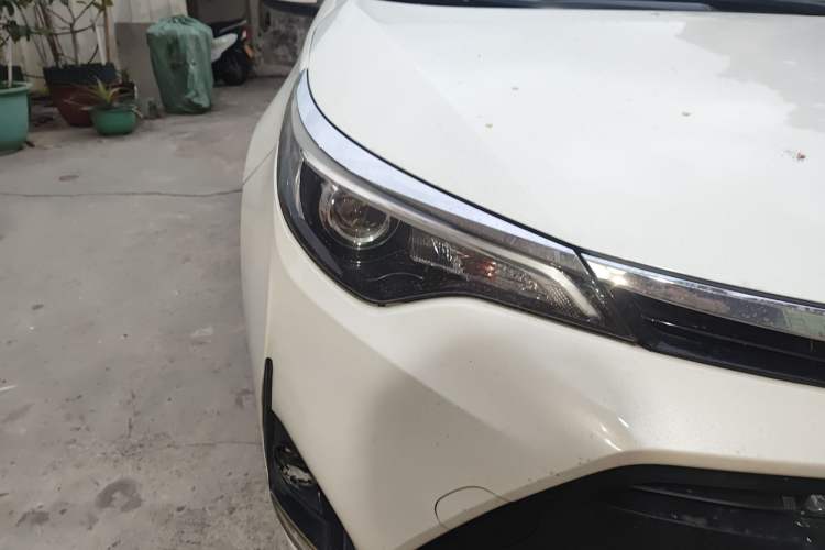 Used Toyota Levin 2018 185T CVT Luxury Edition China V Standard Right Front Headlight