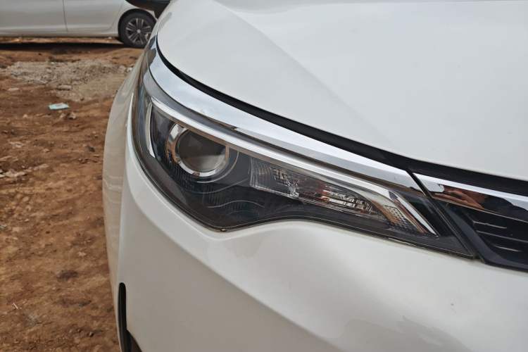 Used Toyota Levin 2018 185T CVT Luxury Edition China V Standard Right Front Headlight
