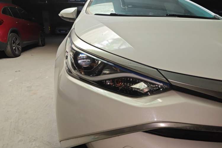 Used Toyota Levin 2018 Dual-Engine 1.8H GS-V E-CVT Prestige Version China V Standard Right Front Headlight