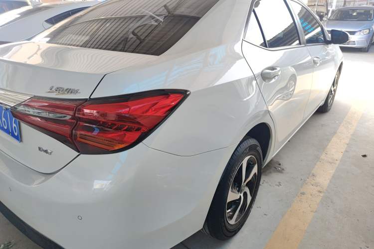 Used Toyota Levin 2018 185T CVT Luxury Edition Right Front Seat