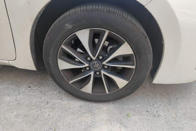Used Toyota Levin 2018 185T CVT Luxury Edition China V Standard Right Front Wheel Hub