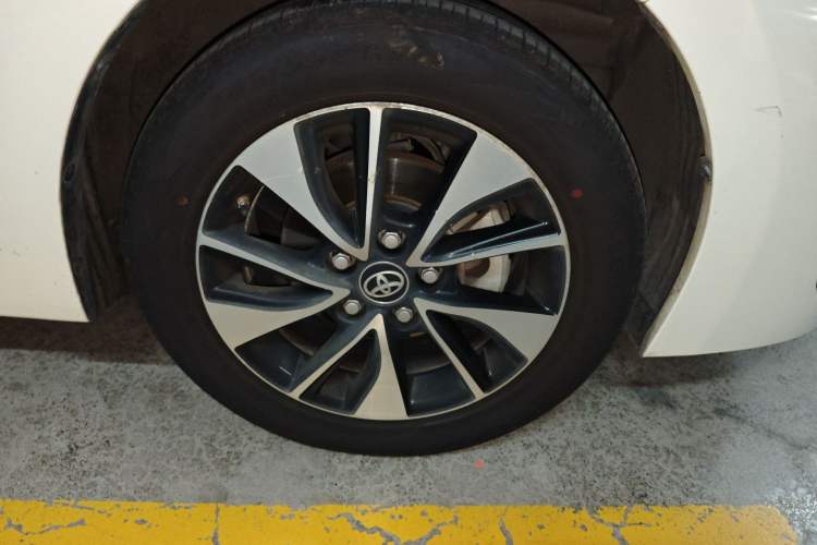 Used Toyota Levin 2018 185T CVT Luxury Edition China V Standard Right Front Wheel Hub