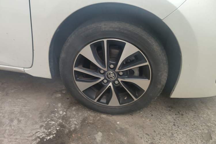 Used Toyota Levin 2018 185T CVT Luxury Edition China V Standard Right Front Wheel Hub