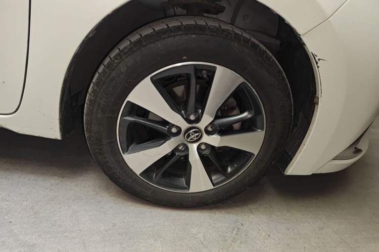 Used Toyota Levin 2018 Dual-Engine 1.8H GS-V E-CVT Prestige Version China V Standard Right Front Wheel Hub