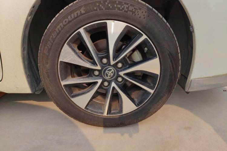 Used Toyota Levin 2018 185T CVT Luxury Edition China V Standard Right Front Wheel Hub