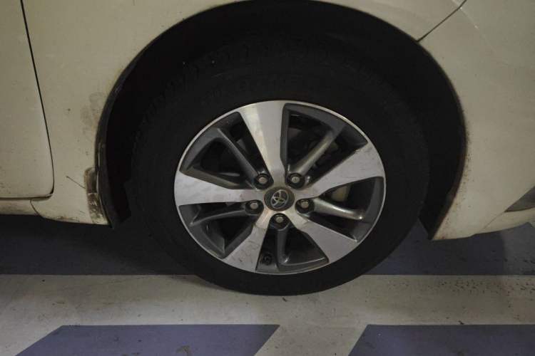 Used Toyota Levin 2018 Dual-Engine 1.8H GS-V E-CVT Prestige Version China V Standard Right Front Wheel Hub