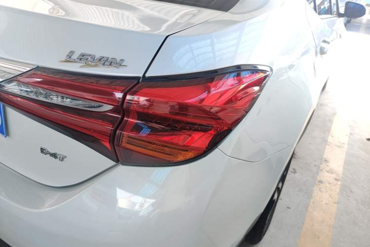 Used Toyota Levin 2018 185T CVT Luxury Edition Right Rear Taillight